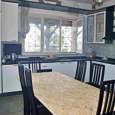 Vista Alcantara - Wellness Mountain-top Retreat Homestay Motta Camastra
